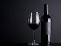 Could smaller alcohol measures reduce drink-related deaths?